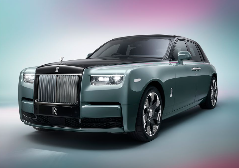 2025 Rolls-Royce Phantom