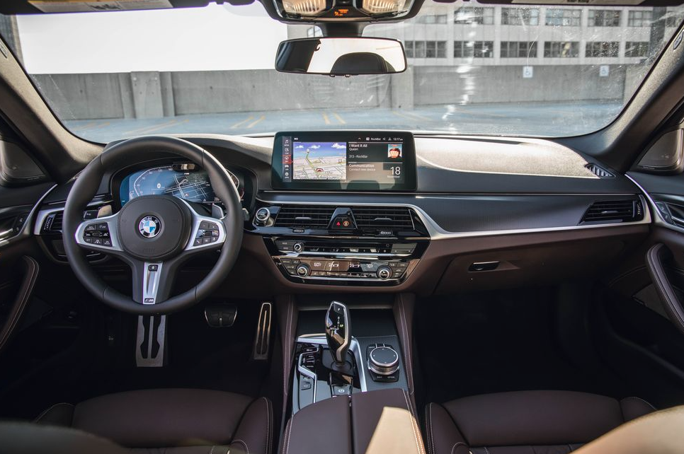 2024 BMW 5-Series Interior